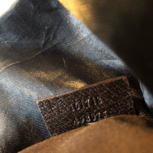 Gucci Vintage Signature Canvas Hobo - Picture 5 of 14